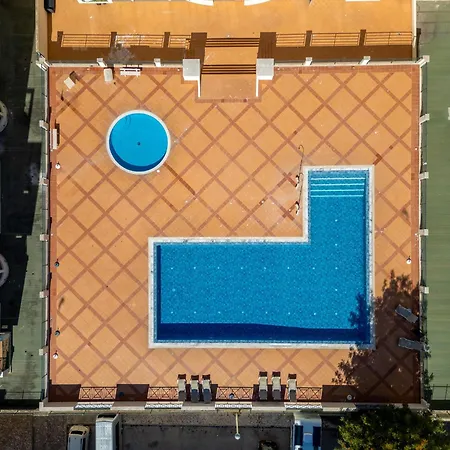 Διαμέρισμα Sunny Retreat By Interhome