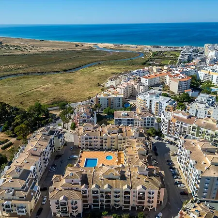 Διαμέρισμα Sunny Retreat By Interhome